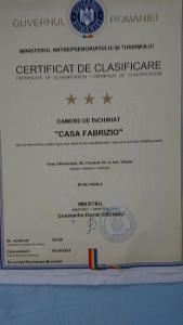 克利默内什蒂Casa Fabrizio的假文凭的白英证书