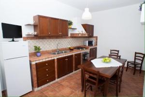 Capozafferano-Casa Carola的厨房或小厨房