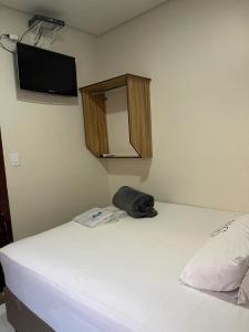 卡劳酒店客房内的一张或多张床位