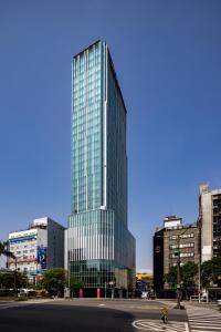 台北索拉利亚西铁饭店台北西门的市中心的高玻璃建筑