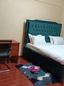 Luxurious 2bedroom furnished apartment客房内的一张或多张床位
