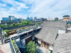 西安西安西圃-民宿的城市建筑物屋顶的顶部景观