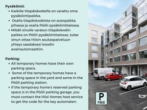 海门林纳Hiisi Homes Hämeenlinna Asemanranta的停泊在停车场的传单的屏幕