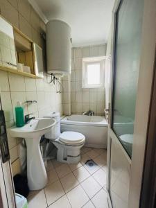 Guest House Velania的一间浴室