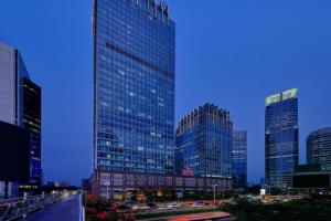 雅加达五月花, 雅加达万豪行政公寓酒店的城市中一群高大的建筑