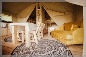 Ty Llewelyn Glamping & Camping平面图