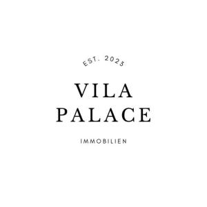 东吉托伊Vila Palace with kitchen的标志别墅宫殿