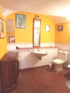 Appartamento Gelsomino的一间浴室