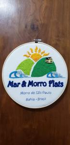 莫罗圣保罗Mar e Morro Flats的地铁和更多浮动标志