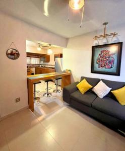 Hermoso departamento en Paseo Santa Lucia的休息区