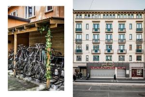 奥斯陆Super-central and attractive Apartment的两幅建筑物的照片,外面停放自行车