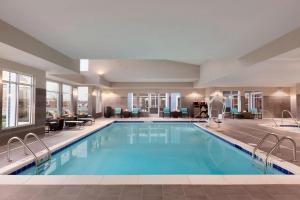 圣安吉洛圣安吉洛原住客栈的和酒店同住一间酒店客房的游泳池