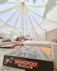 Hermoso Glamping en Quinta Privada客房内的一张或多张床位