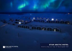 萨利色尔卡北极星酒店的夜晚星空北极酒店的景色