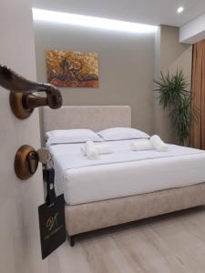 萨兰达Vila Marjana的卧室配有一张床