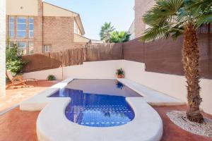 Casa en Valencia, cerca de golf, playas, moto Gp