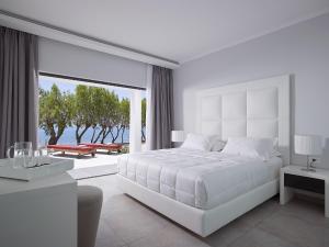 Ágios FokásDimitra Beach Hotel & Suites的相册照片