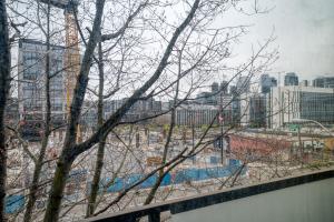 Queen Anne 1br w gym wd lounge roof deck SEA-577平面图