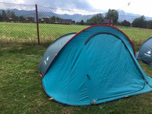 Camping Zakopane Willa Skoczek oferta nie dotyczy noclegu w pokoju ,w namiocie ręczniki woda mineralna , kołdra poduszki lub śpiwory平面图