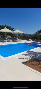 Villa Evàlia - Private Villa With Pool -Malakonda ,Eretria ,Greece内部或周边的泳池