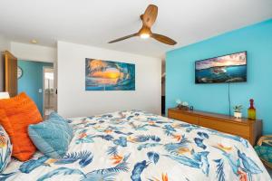 Big Island Keauhou Punahele E202 condo客房内的一张或多张床位
