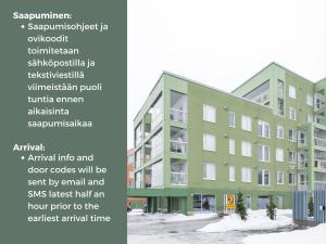 万塔Hiisi Homes Vantaa Keimolanmäki的公寓大楼的图片,附有描述