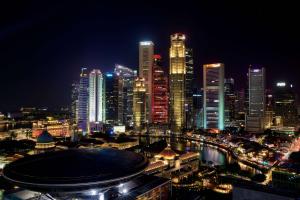 新加坡Peninsula Excelsior Singapore, A Wyndham Hotel的享有城市美景,