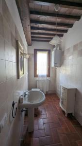 Casa Vacanze Il Faggio的一间浴室