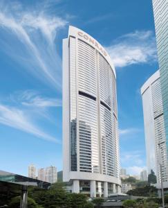 香港香港港丽酒店的旁边是一座带谷歌标志的建筑