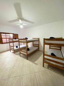 Hostel Passa4客房内的一张或多张双层床