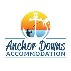Dundee BeachAnchors down accommodation的锚定协会的标志