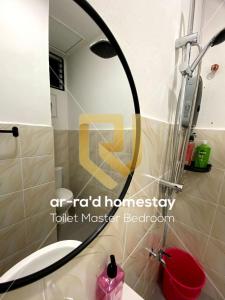 Ar-Ra’d Homestay Semporna的一间浴室