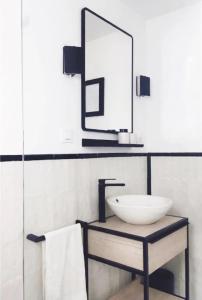 Apartamento renovado en Cadaqués的一间浴室