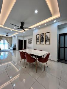MuciHome 3R2B Residensi Zamrud, Kajang 2, Bandar Baru Bangi - non smoking sweethome for Malaysian and Borneo Guests only