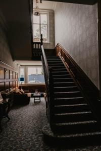 费利克斯托奥威尔酒店的楼梯间,客厅的楼梯