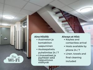 埃斯波Hiisi Homes Espoo Finnoo的楼梯,楼梯列表在办公室大楼的楼梯