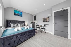 FelthamCozy Serviced Room in Feltham Heathrow London TW13的相册照片