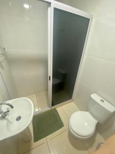 Mandua的一间浴室