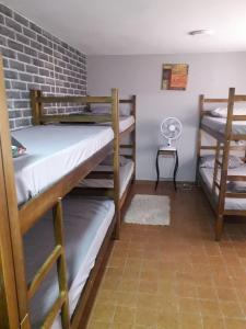 Hostel Bendito Descanso客房内的一张或多张双层床