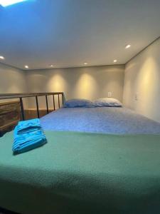 Hostel 364 Santos Dorm Privativo 2 com Alexa客房内的一张或多张床位