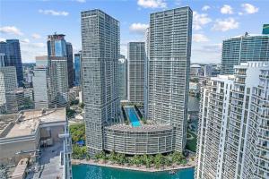 迈阿密Icon Luxury 34th Floor Amazing Oceanview, Brickell的城市空中景观高楼