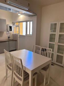 Good Stay Premium 2 BHK Apartment 103平面图