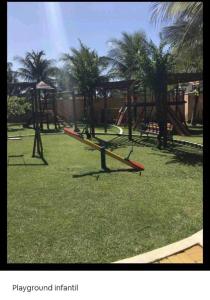 Apto Completo - Vila do Mar - Beach Park - PDD的儿童游玩区