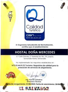 JuayúaHostal Doña Mercedes的用于医学院信息的香蕉传单