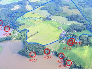 HirsjärviHoliday Home Sepelkyyhky by Interhome的带有红色标记的公园地图