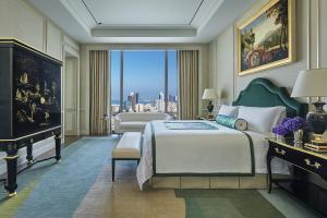 巴林海湾四季酒店客房内的一张或多张床位