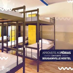 buganvile hostel客房内的一张或多张双层床