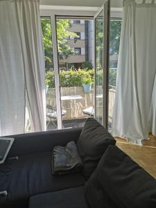 Perfektes Appartement am Düsseldorfer Rhein的休息区