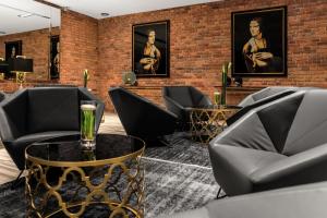 女王精品酒店酒廊或酒吧区