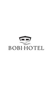 斯库台Bobi Hotel的酒店标志